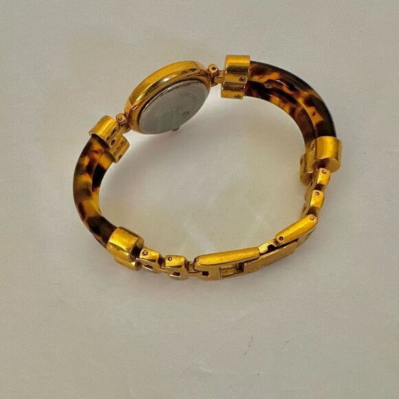 Avon faux tortoise vintage watch/ bracelet. main image 8
